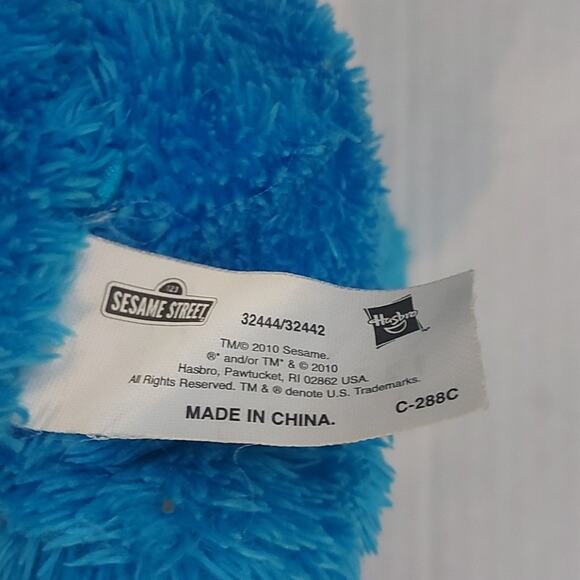 Hasbro.Talking Cookie Monster 2010 Sesame Street Stuffed Animals Plush Xmas - Picture 4 of 4